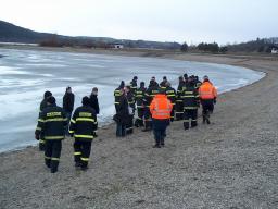14. 3. 2010  Výcvik hasičů na ledě